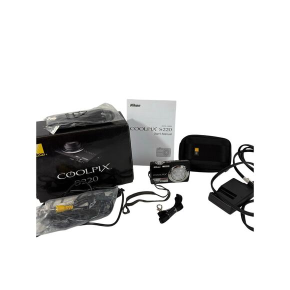 Nikon S220 10MP Opt Zoom Digital Camera Black Battery/Charger & Accessories EUC - Picture 1 of 9